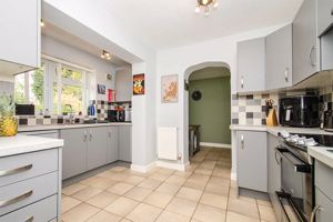 Photo 11- click for photo gallery